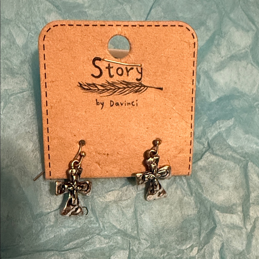 Davinci Silver Cross Earrings